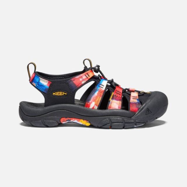 Keen Women's Newport H2 x Garcia-New York at Night